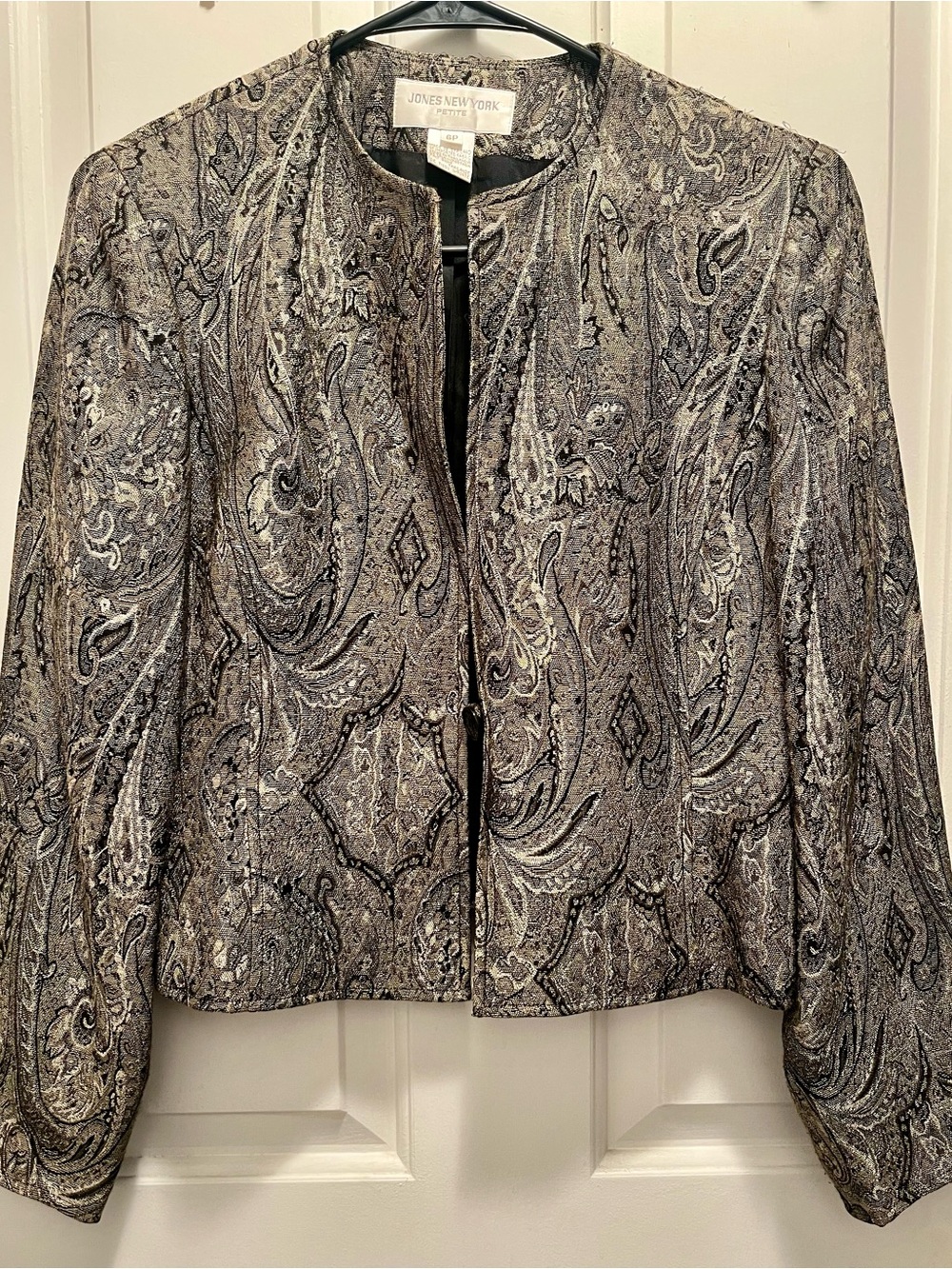 Jones New York Paisley Metallic Open-Front Jacket in Silver and Black
